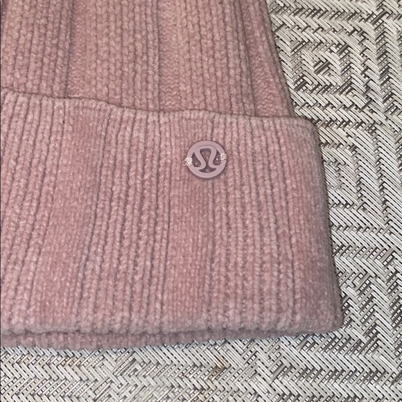 Lululemon Pom Perfection Beanie - Picture 4 of 7